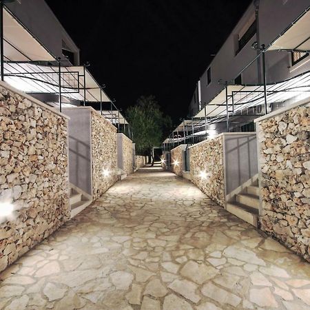 Apartments Kala Mendula Sutivan ภายนอก รูปภาพ